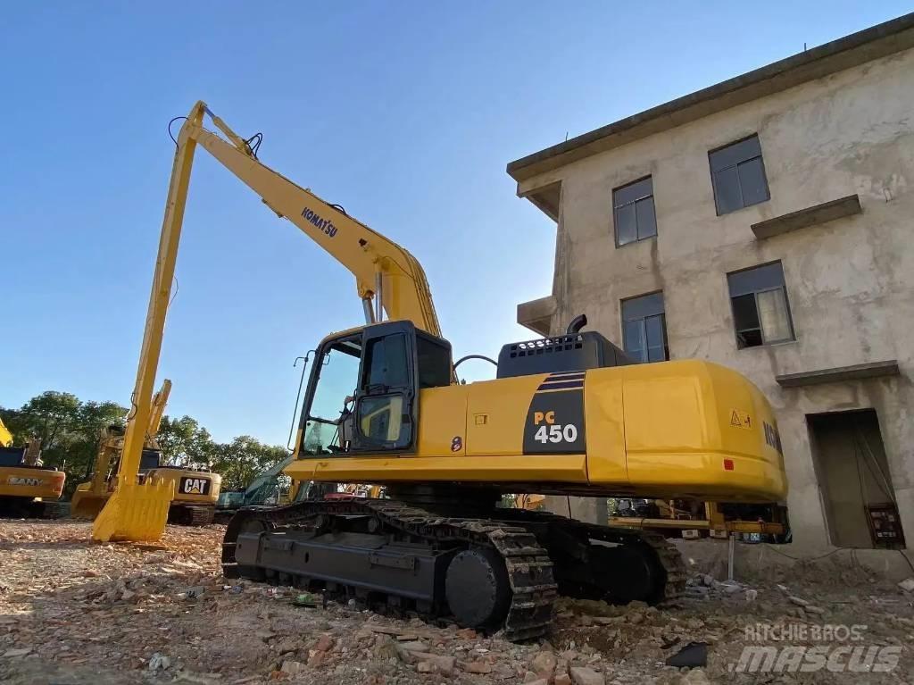 Komatsu PC450-8 Pásová rýpadla