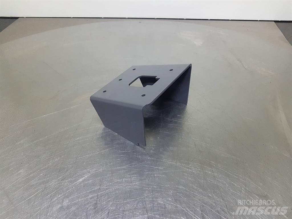 Ahlmann 4102468A Kabiny a interiér