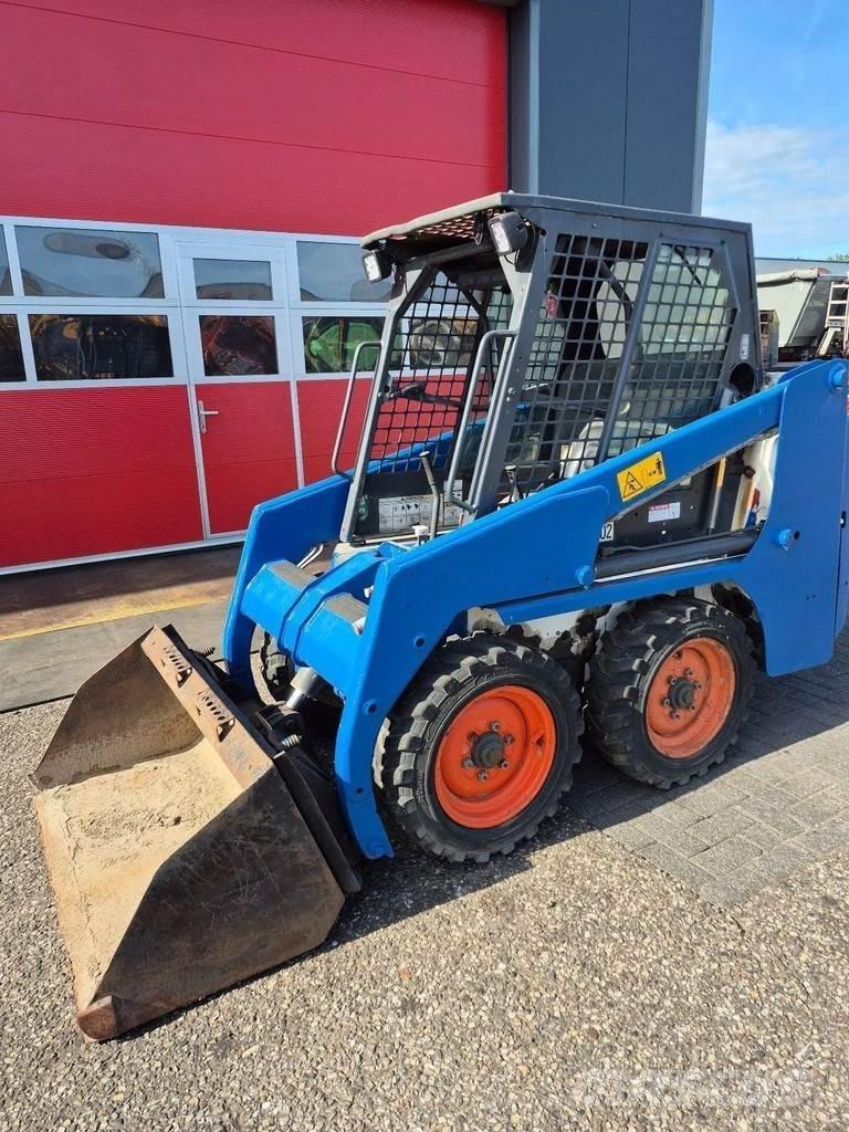 Bobcat 553 Smykem řízené nakladače