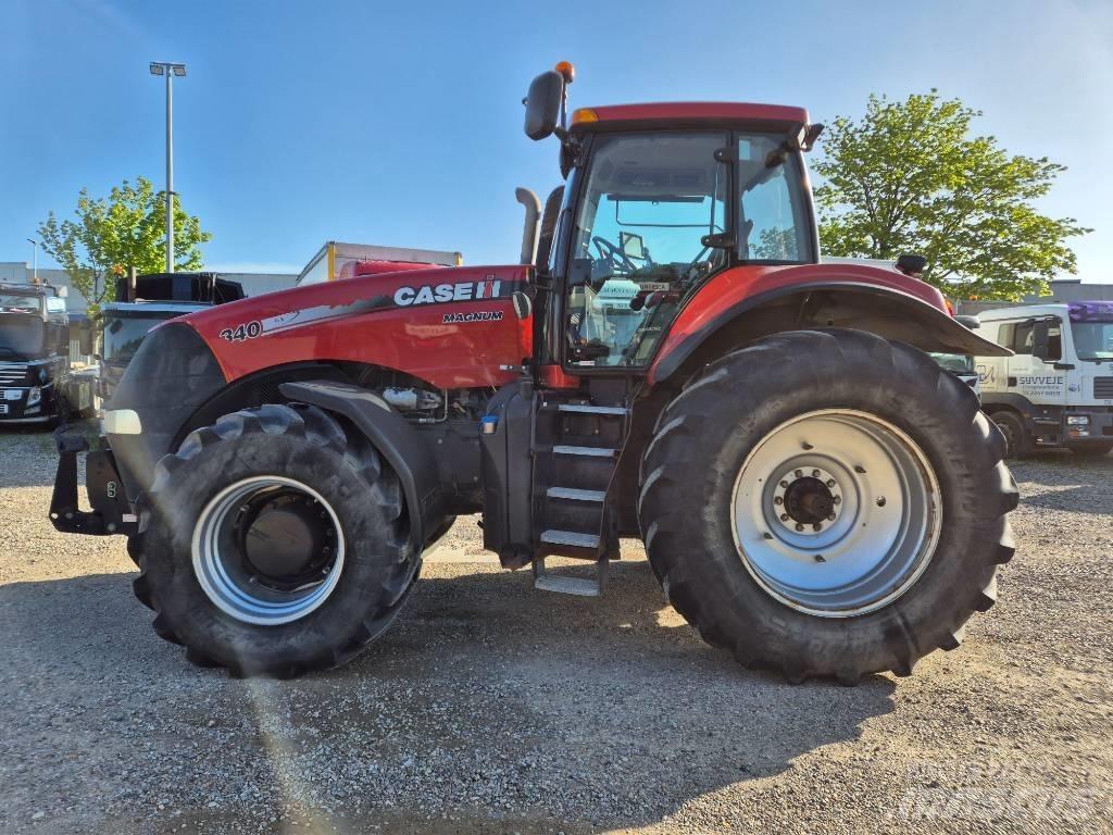 CASE IH Magnum 340 Traktory