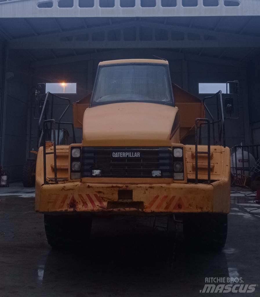 CAT 740 Kloubové dempry