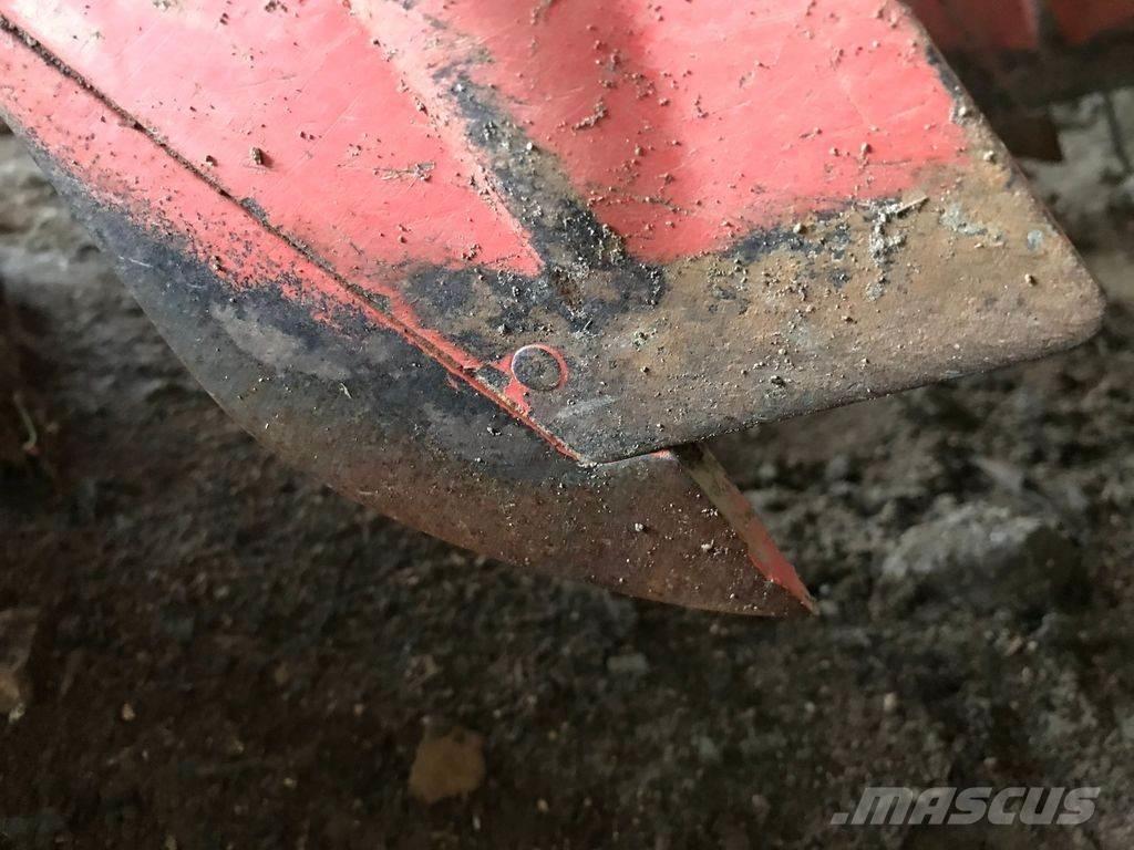 Kuhn BS 300 Mechanické secí stroje