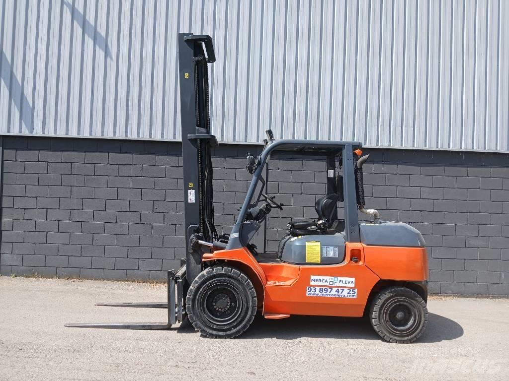Toyota 42-7 FD 40 Dieselové vozíky