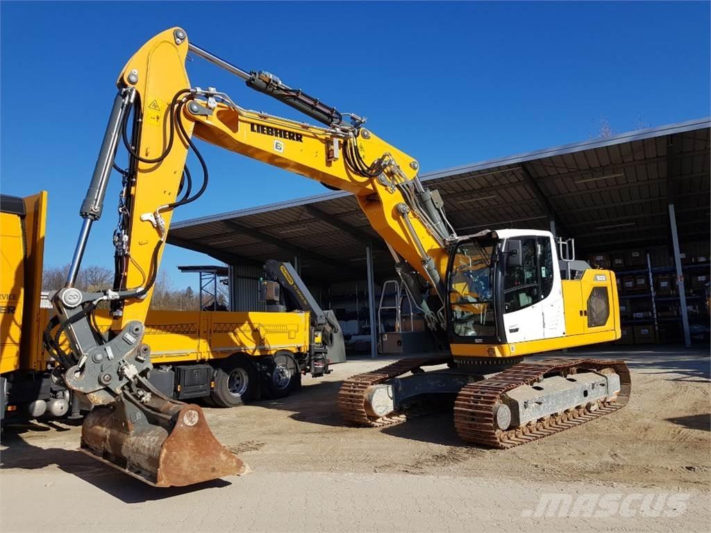Liebherr R922 Pásová rýpadla