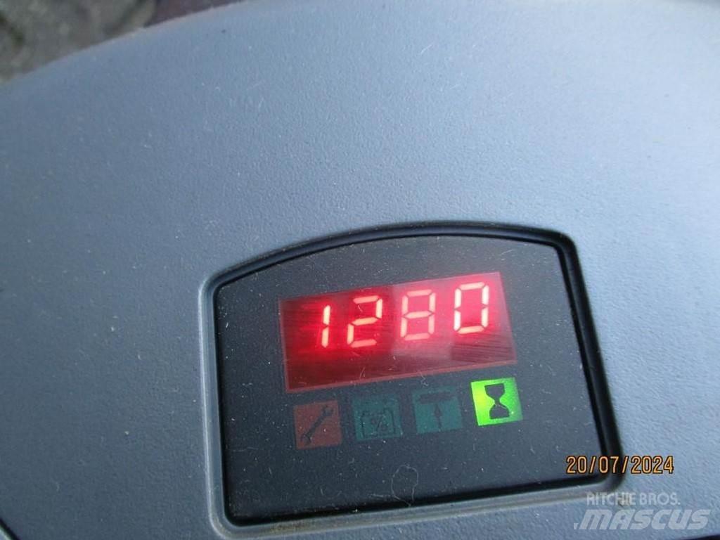 BT SWE 080L Ručně vedené vysokozdvižné vozíky
