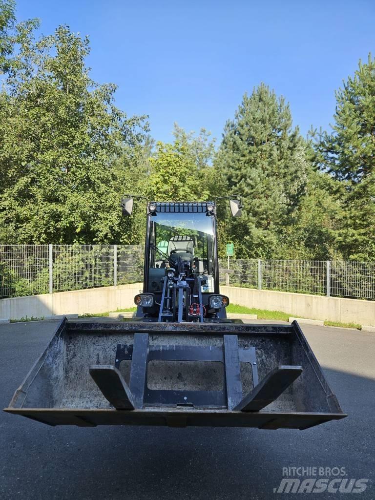 Kubota RT 260-2 Kolové nakladače