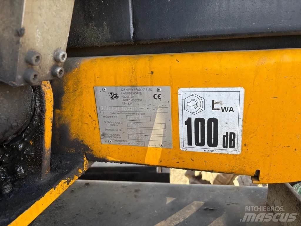 JCB JS145W Kolová rýpadla