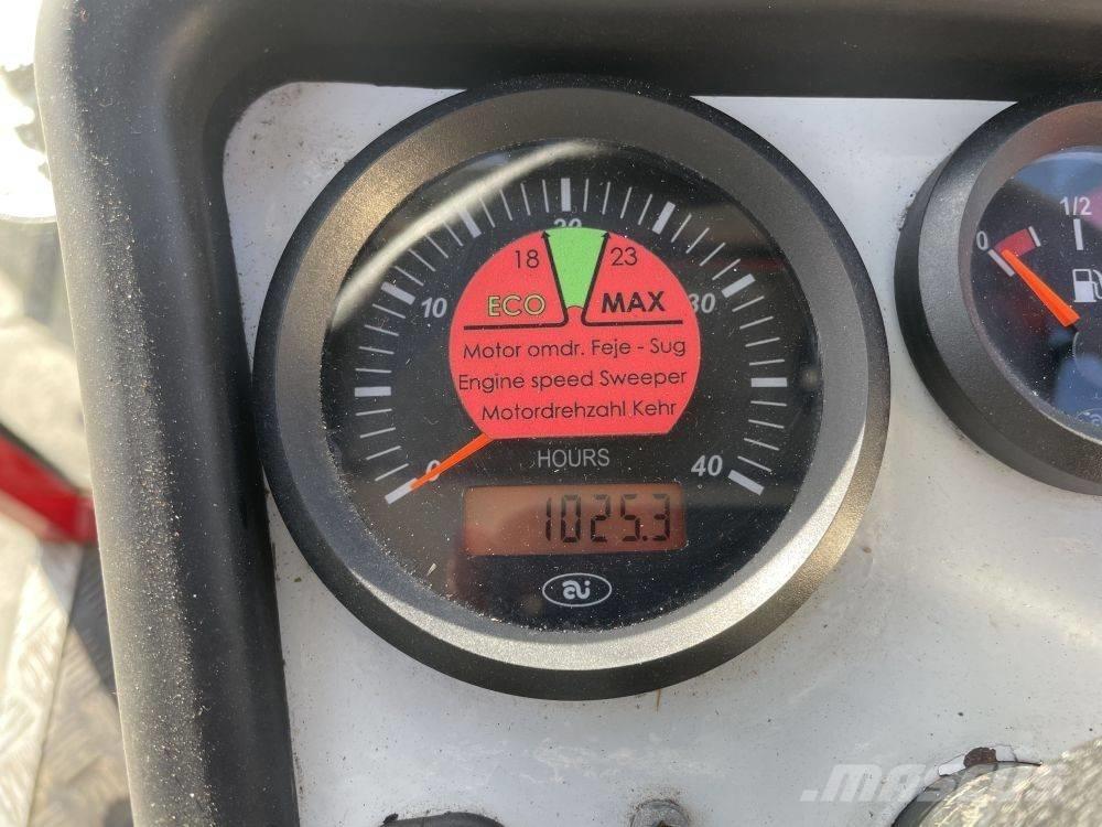 Timan VPM 3400 Zametací stroje