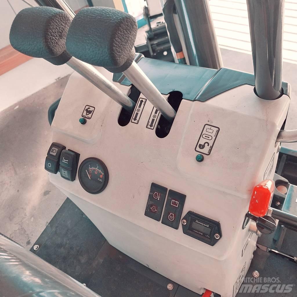 Bobcat E10z Mini rýpadla < 7t