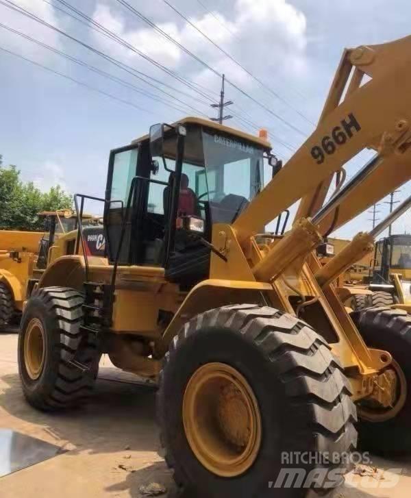 CAT 966 H Kolové nakladače
