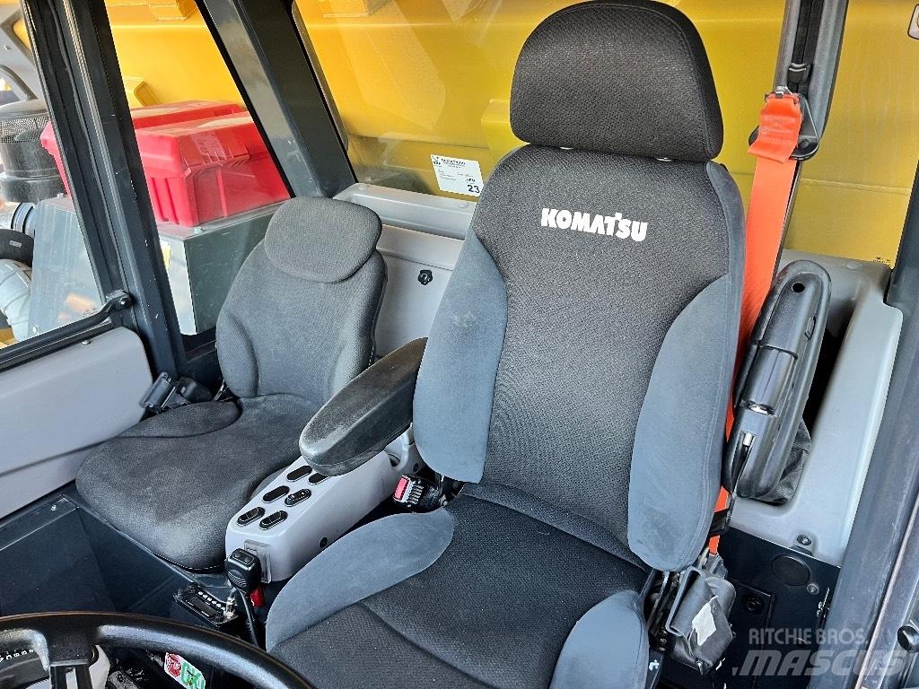Komatsu 605-8 Pevné dempry