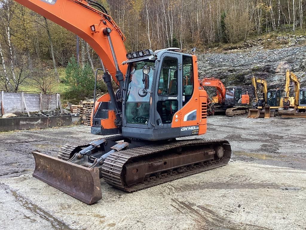 Doosan DX140LCR-5 Pásová rýpadla