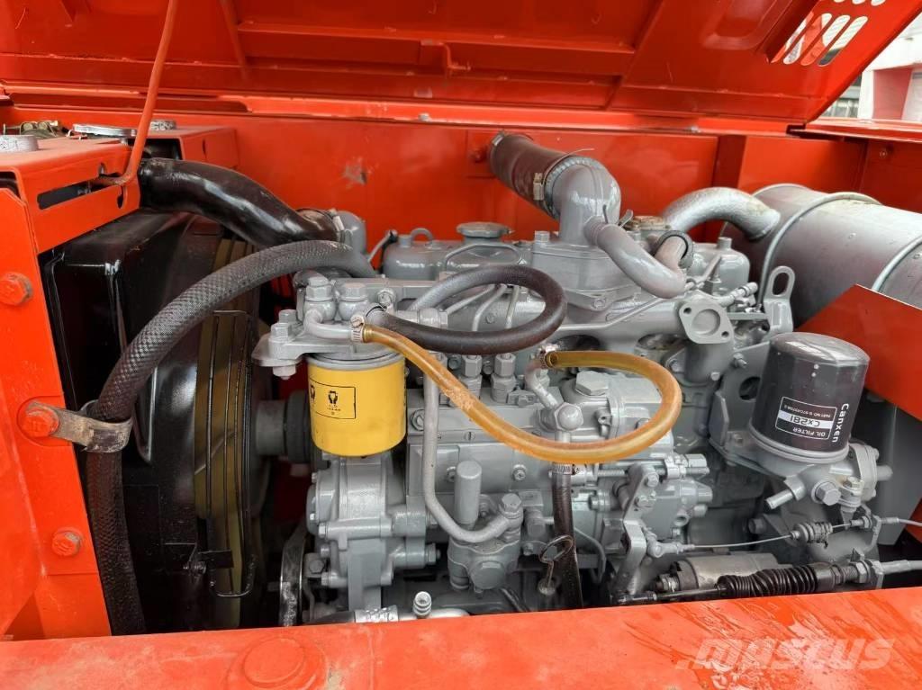 Hitachi Zaxis 60 Pásová rýpadla