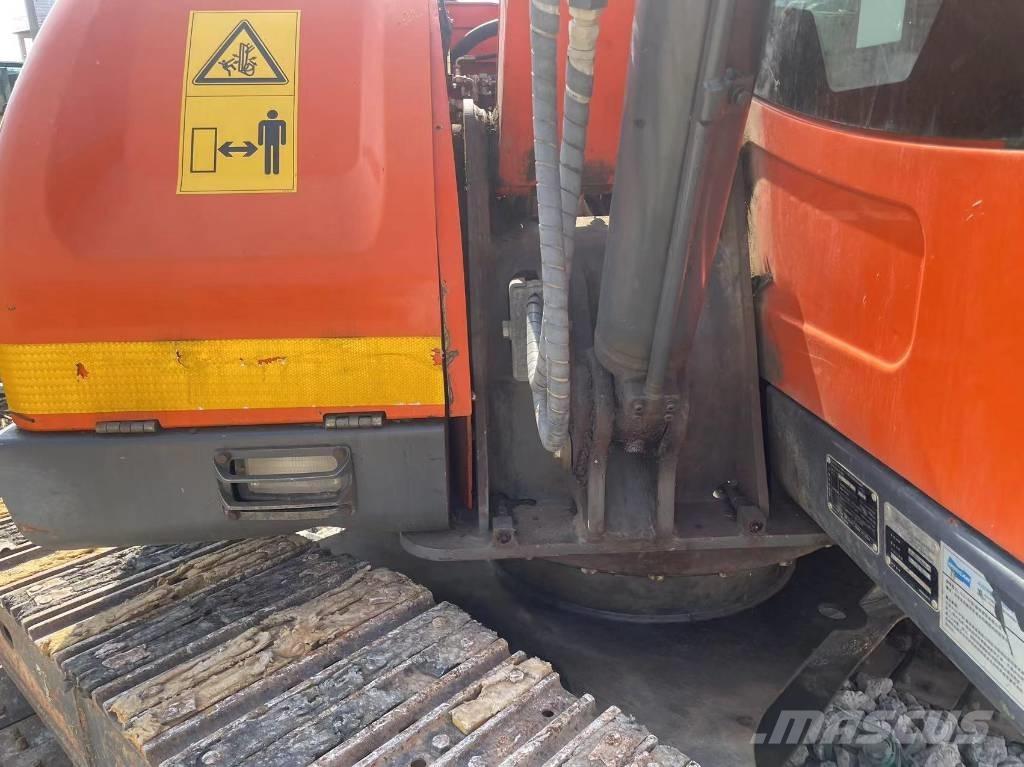 Doosan DX 85 Midi rýpadla 7t - 12t