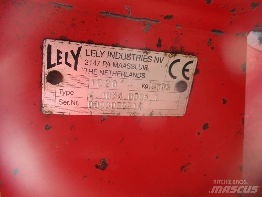 Lely Lotus 770 AWS Obraceče a shrabovače sena