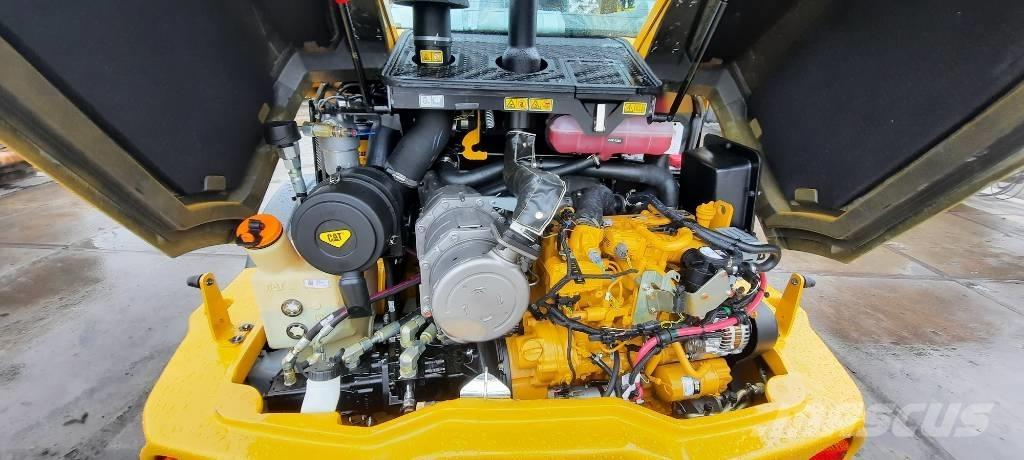 CAT 908M Kolové nakladače