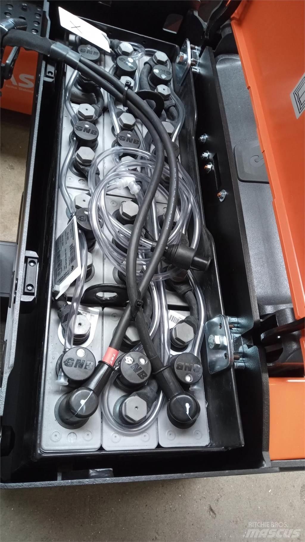Toyota LPE200B Nízkozdvižný vozík