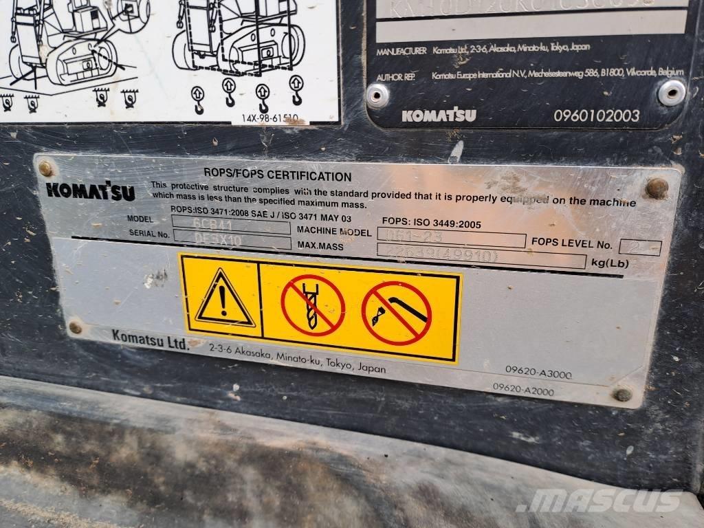 Komatsu D61PXI-23 Pásové dozery