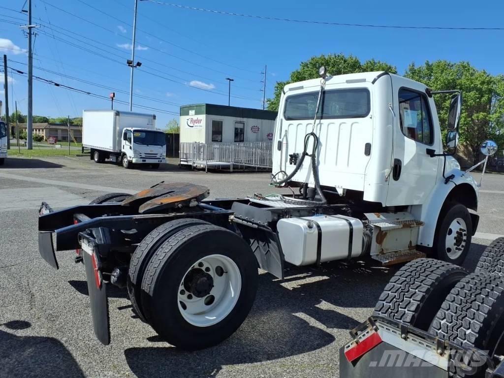 Freightliner M2 106 Tahače