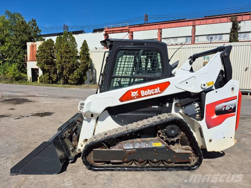 Bobcat T 64 Smykem řízené nakladače