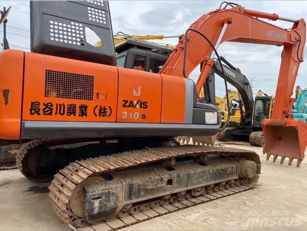 Hitachi zx210 Pásová rýpadla