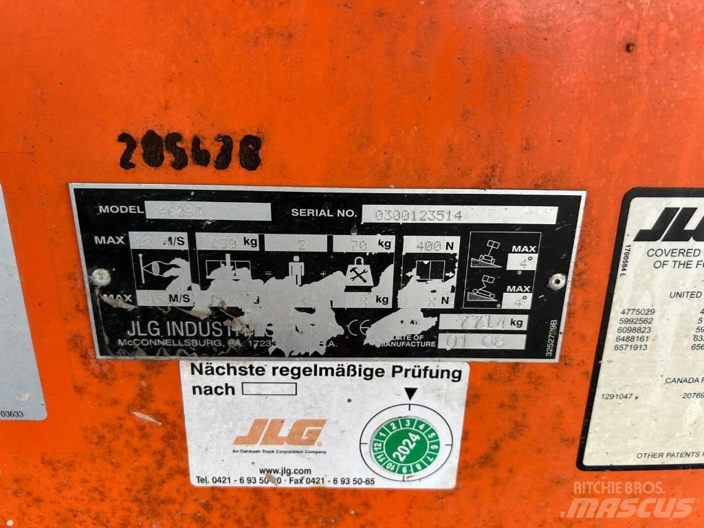JLG 460 SJ Teleskopické plošiny