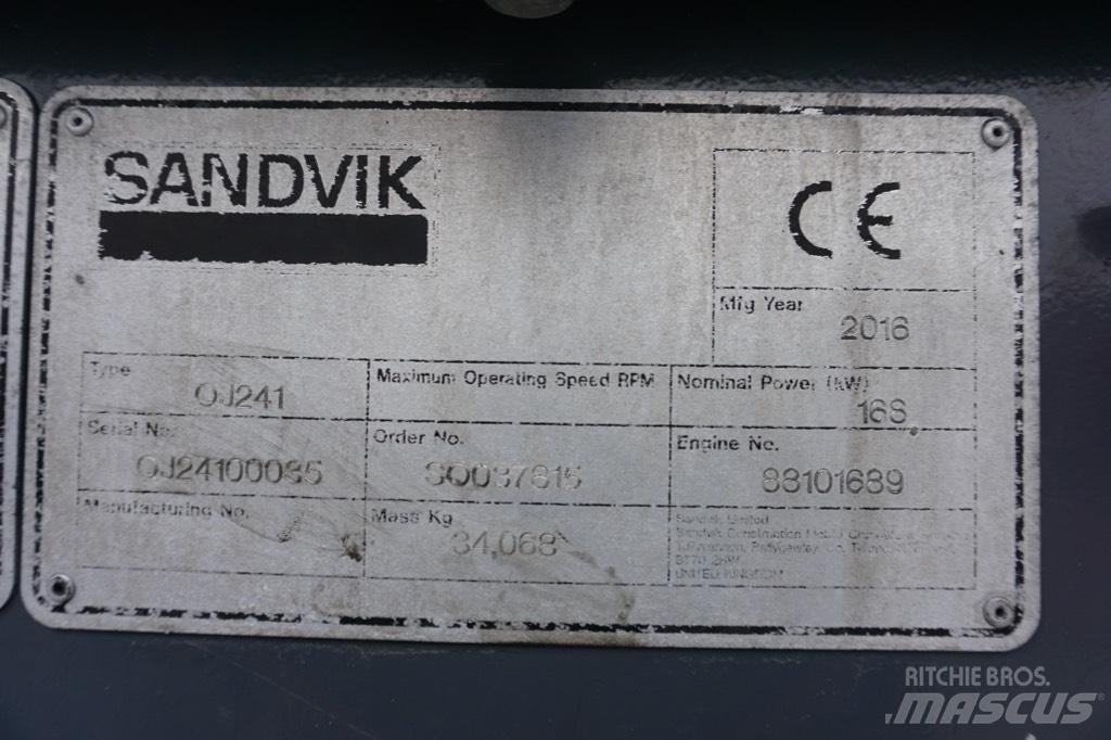 Sandvik QJ 241 Mobilní drtiče