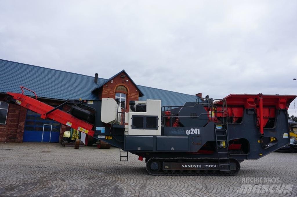 Sandvik QJ 241 Mobilní drtiče