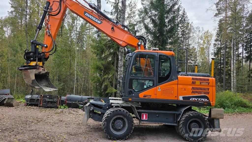 Doosan DX 170 W Kolová rýpadla