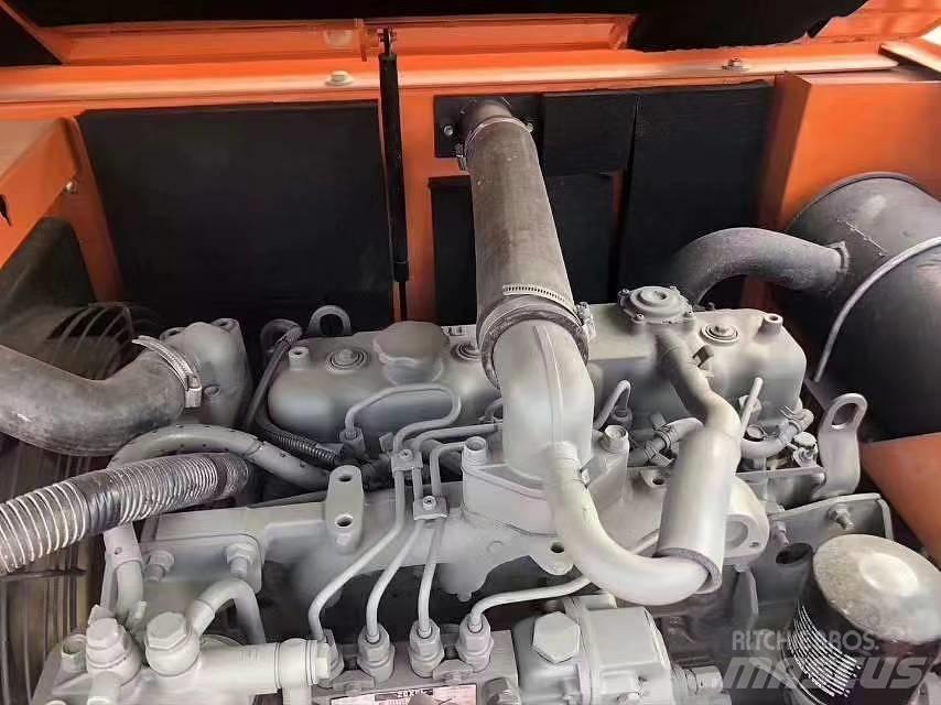 Hitachi ZX70 Mini rýpadla < 7t