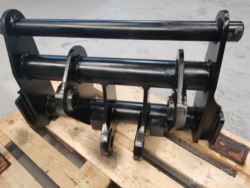 JLG 307 {Euro frame } Výložníky a lžíce
