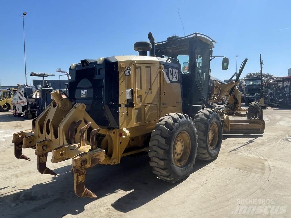 CAT 140 M2 Třídicí zařízení