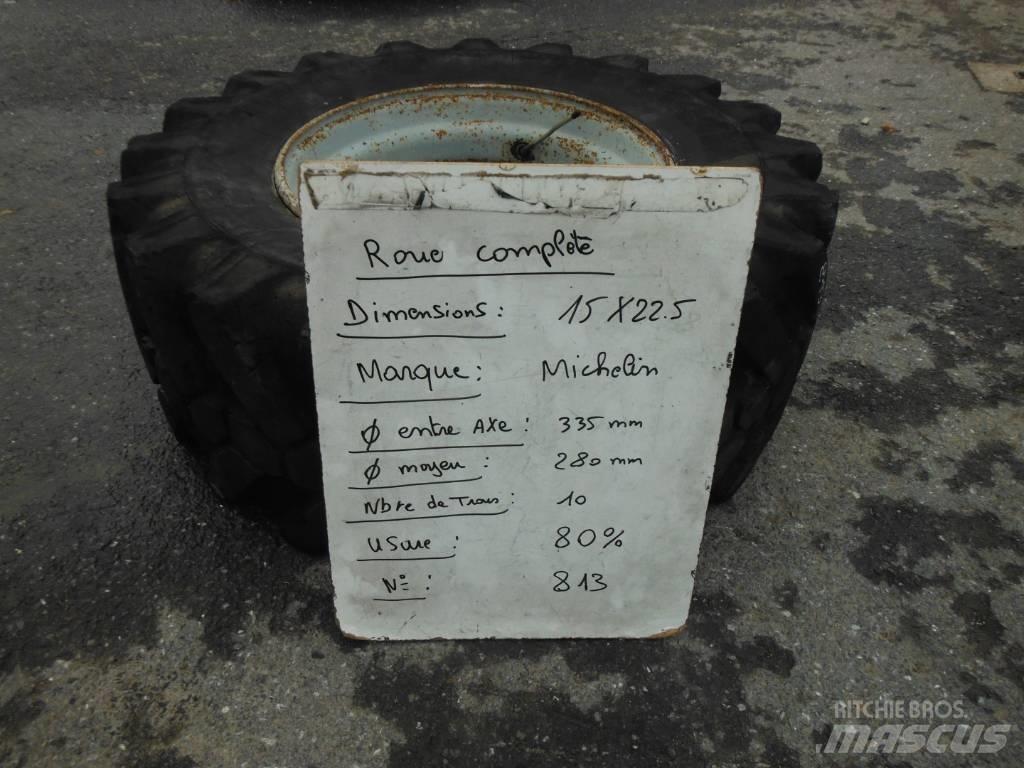 Michelin 15R22.5 Pneumatiky, kola a ráfky