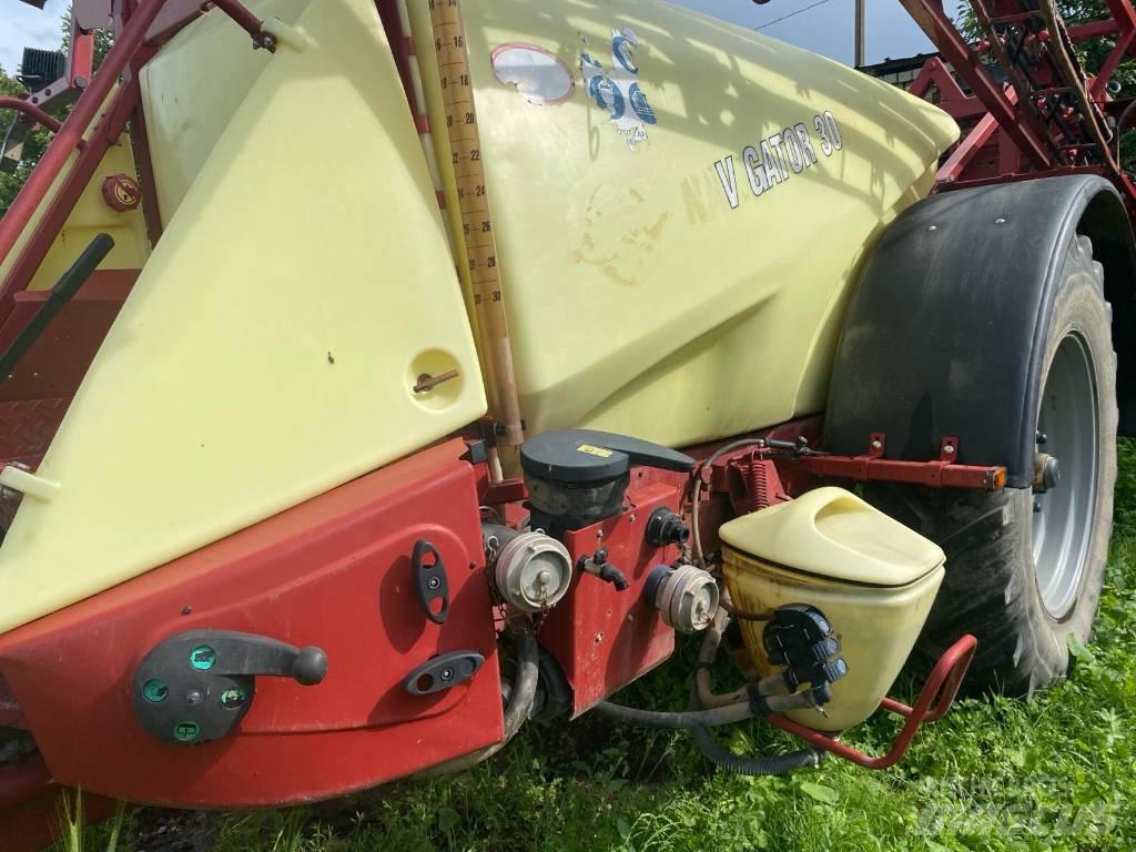 Hardi Navigator 3000 Tažené postřikovače