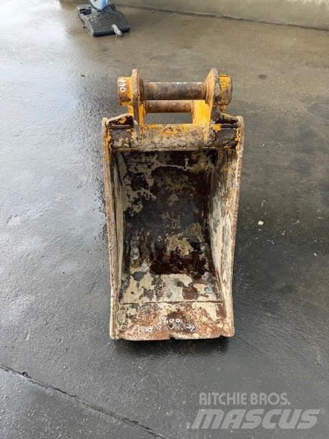 JCB 7-8 TON Hloubkové lopaty