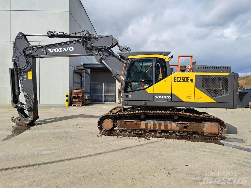 Volvo EC250ENL Pásová rýpadla