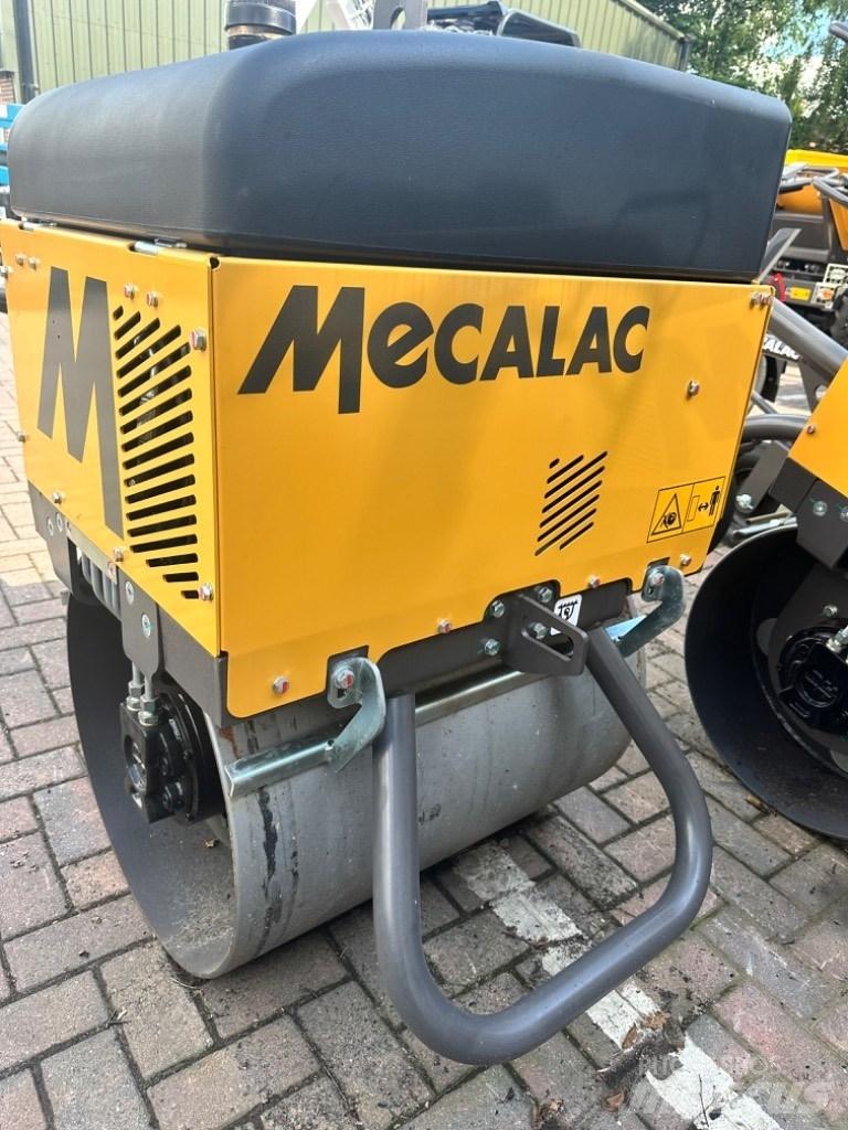 Mecalac MBR71 Tahačové válce