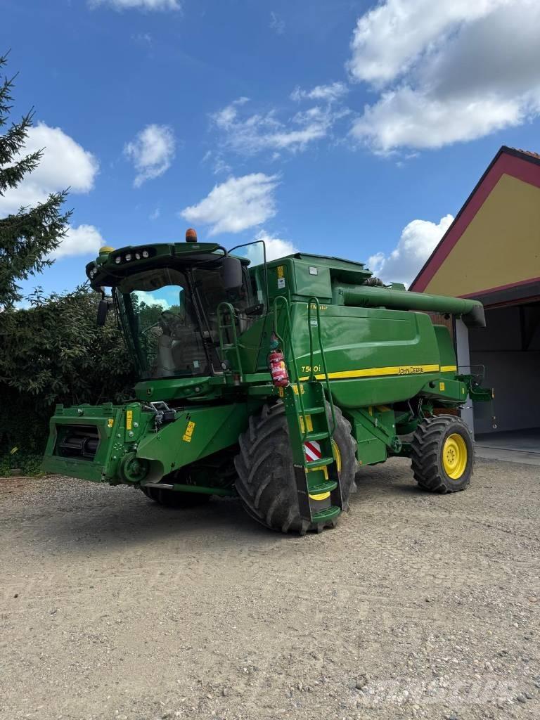 John Deere T 560 i Sklízecí mlátičky