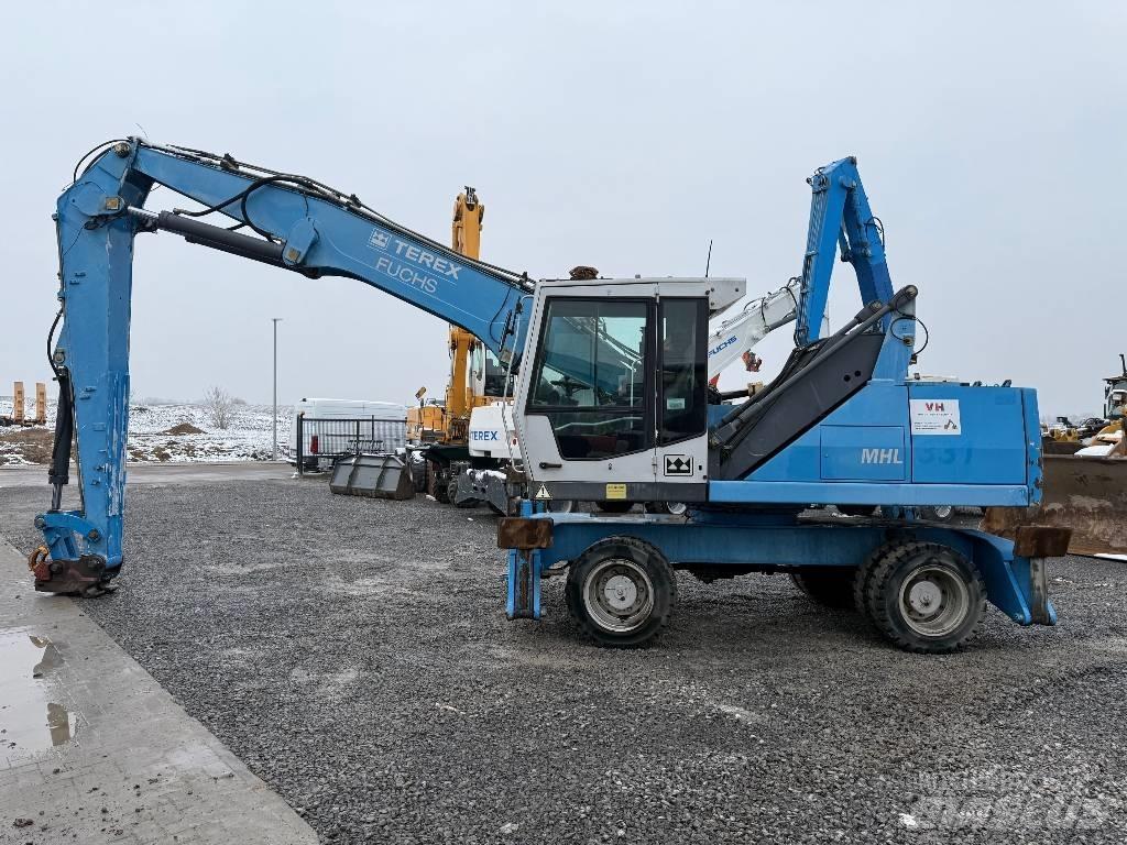 Fuchs MHL 331 Stroje pro manipulaci s odpadem