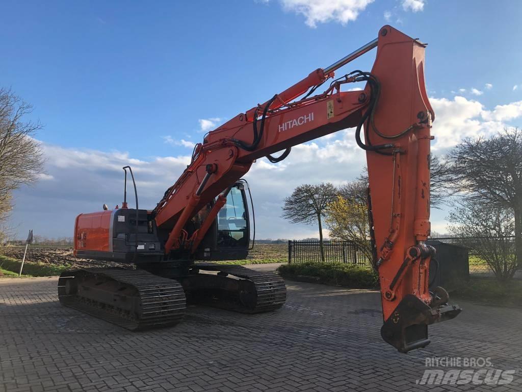 Hitachi ZX 210 LC-3 Pásová rýpadla