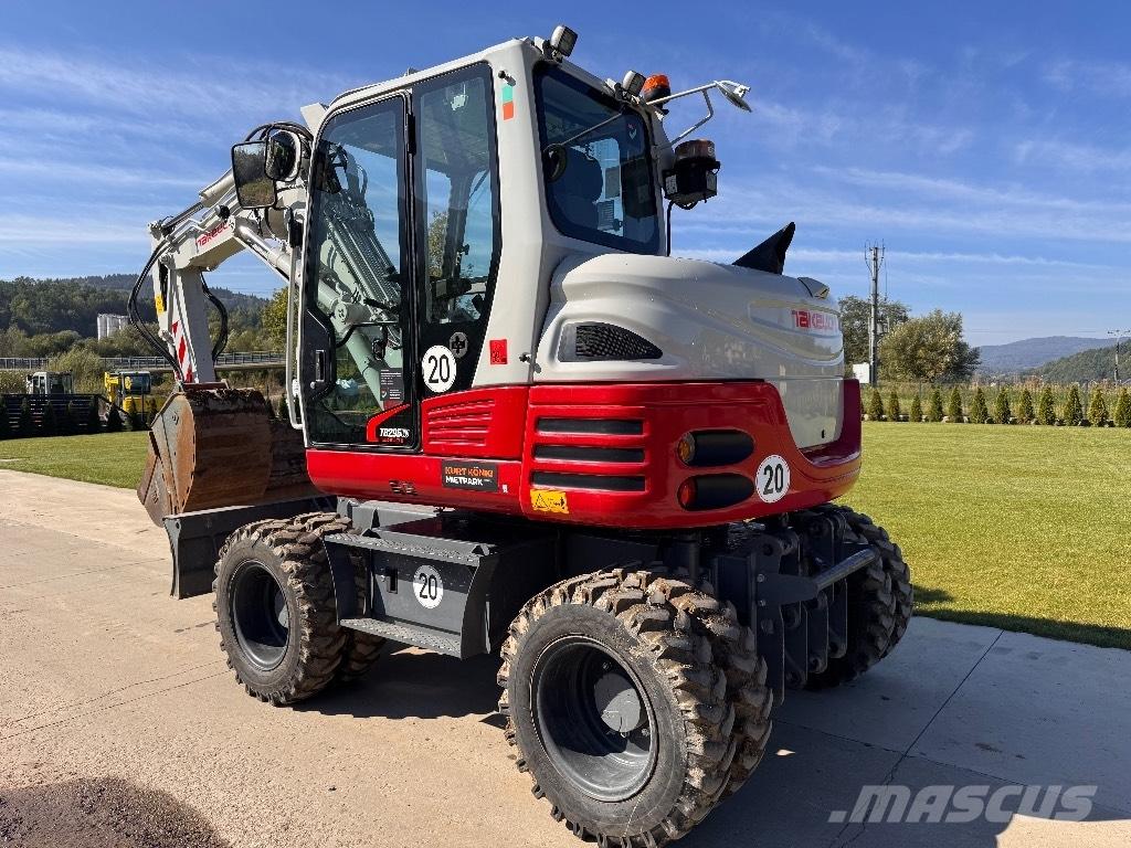 Takeuchi TB 295 W Kolová rýpadla