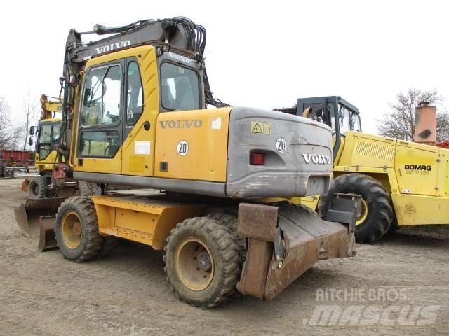 Volvo EW 140 Kolová rýpadla