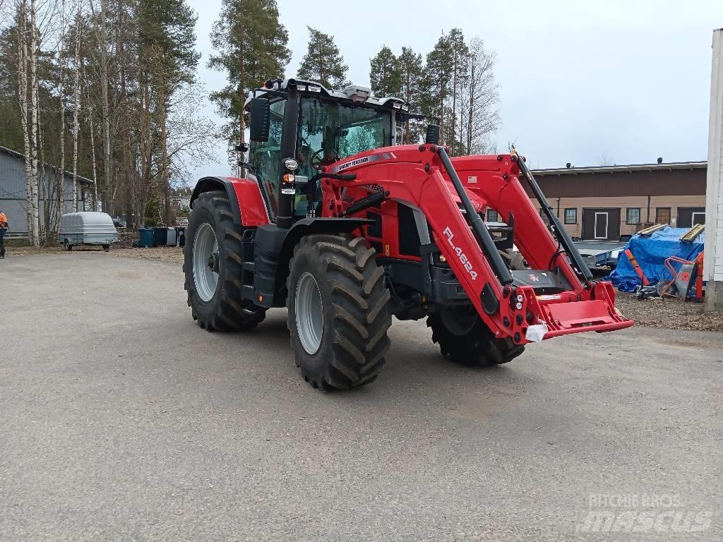 Massey Ferguson 8 S Traktory