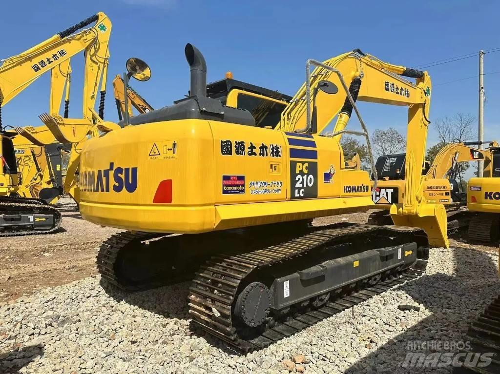 Komatsu PC 210-8 Pásová rýpadla