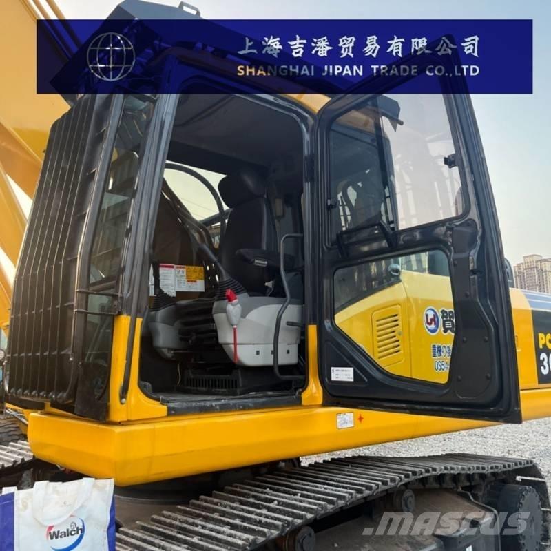Komatsu PC 300 Pásová rýpadla