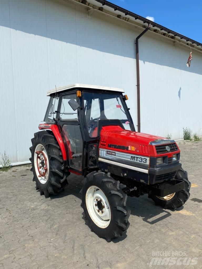 Mitsubishi MT 33 Kompaktní traktory