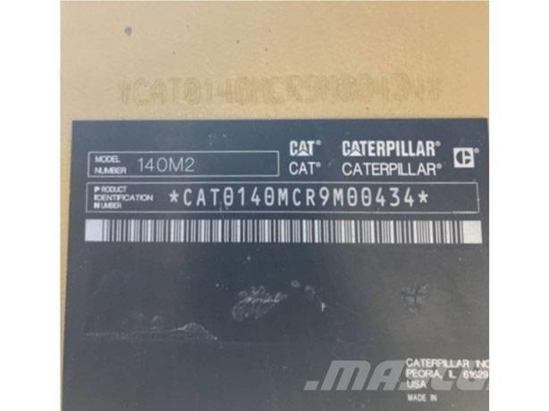 CAT 140 M 2 Grejdry