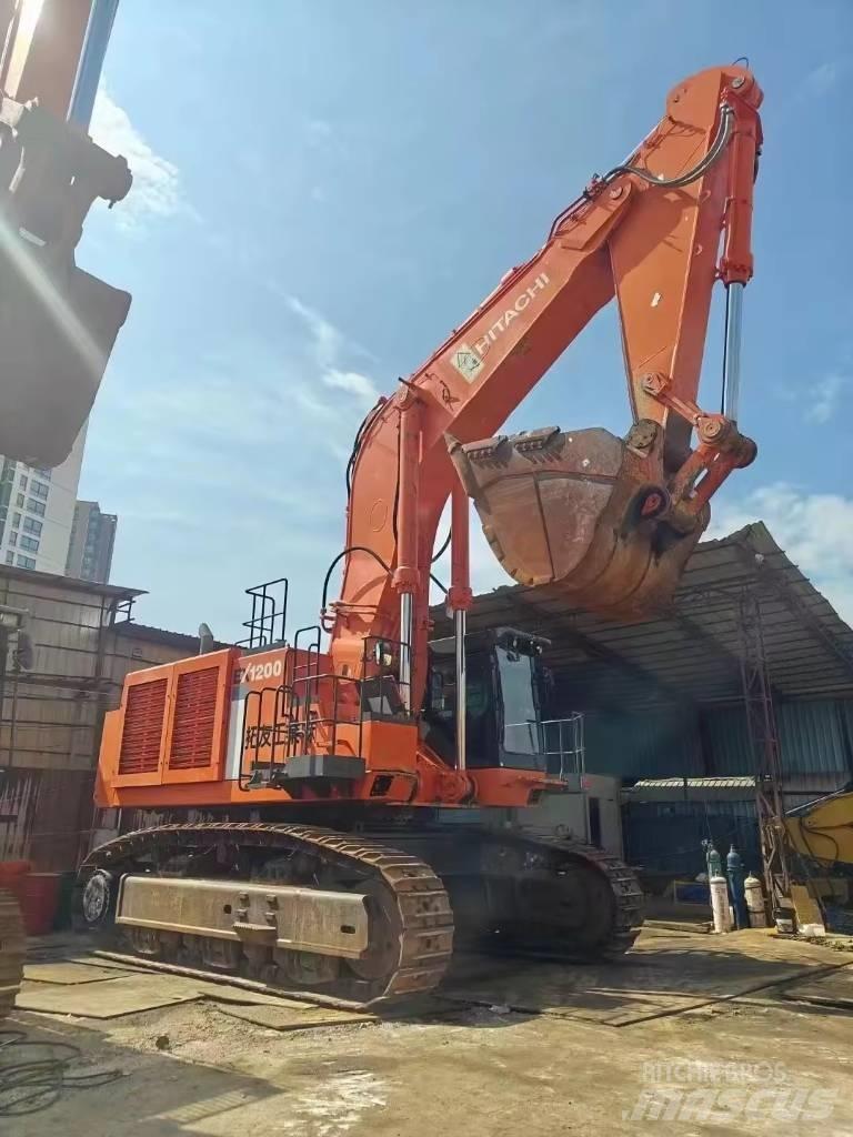 Hitachi EX 1200 Pásová rýpadla