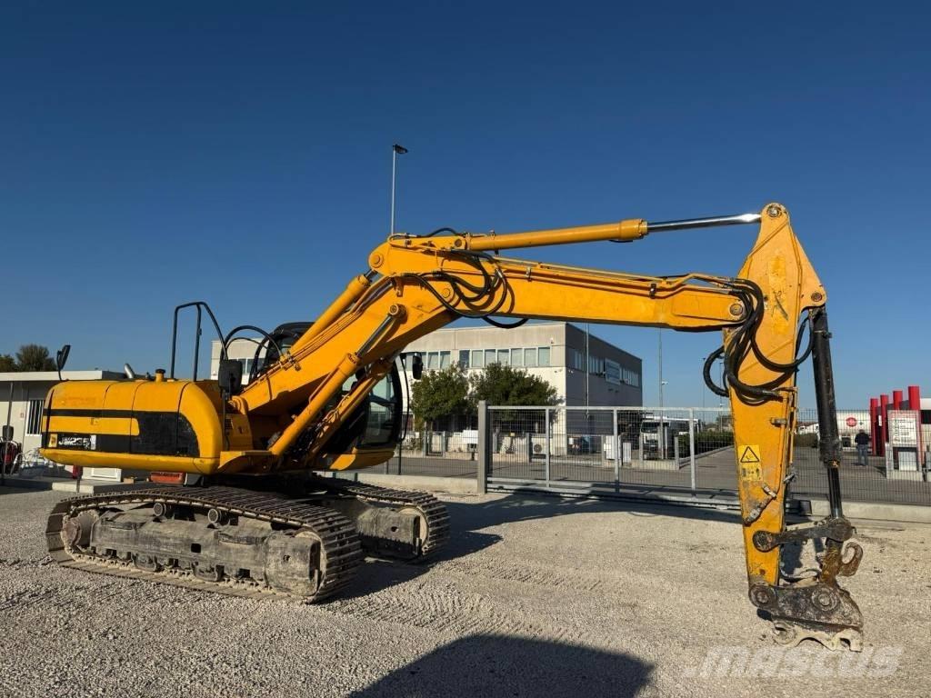 JCB JS 235 Pásová rýpadla