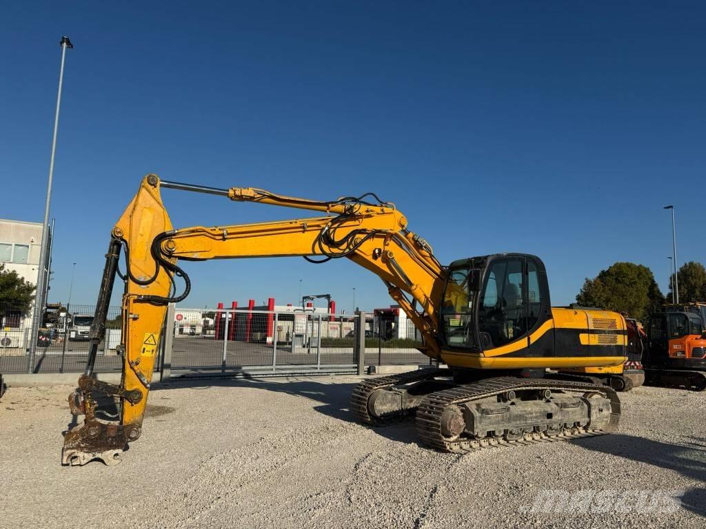 JCB JS 235 Pásová rýpadla